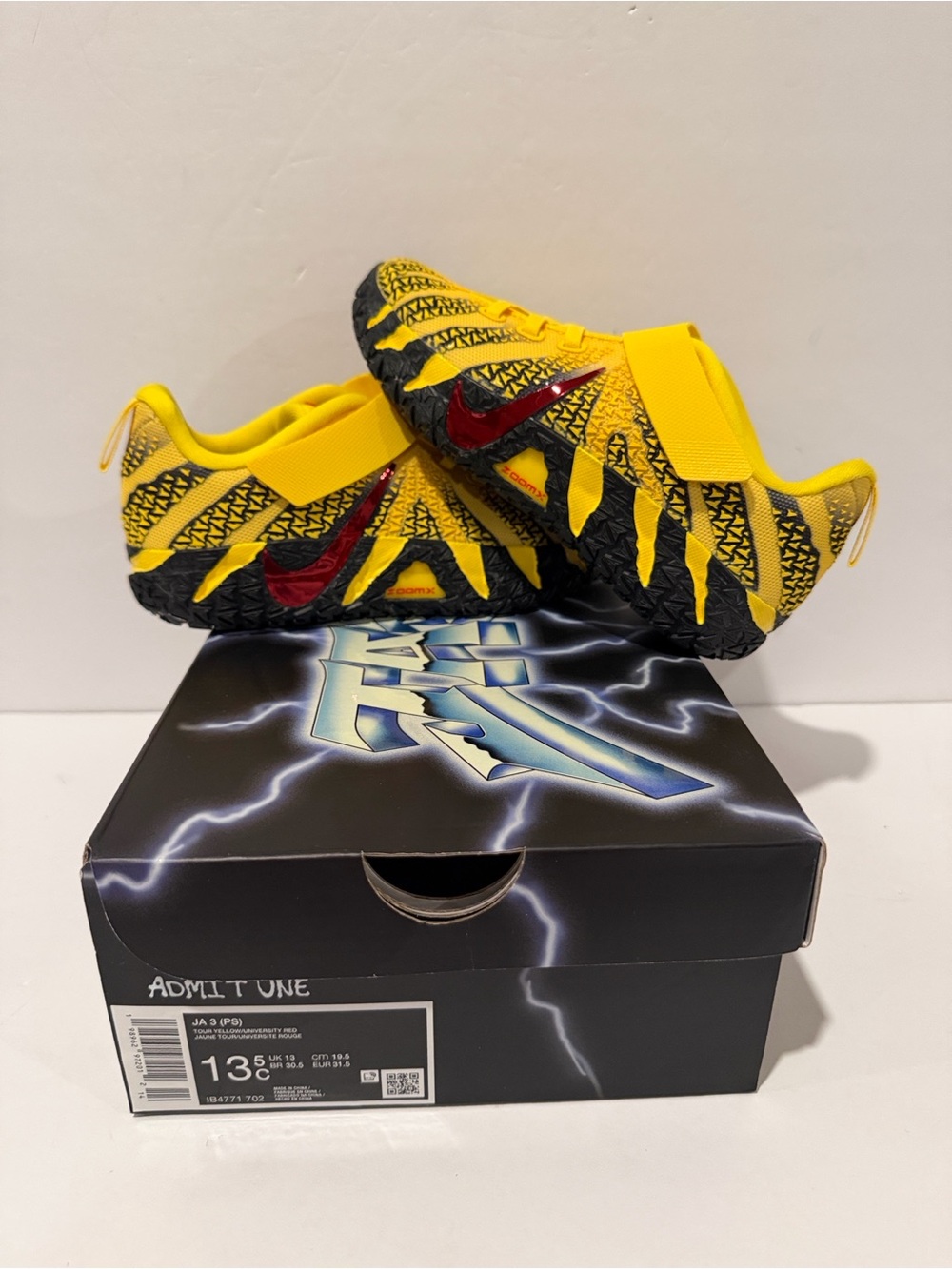 Ja 3 ‘Let Me Be Ja’ (PS) Sz: 10.5 (IB4771-702)